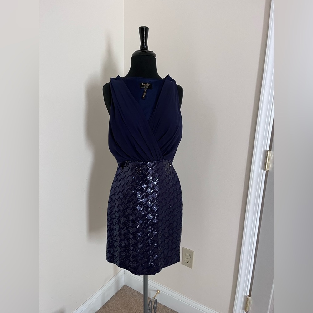 Laundry by Shelli Segal size 6 petite navy sequined  cocktail dress.